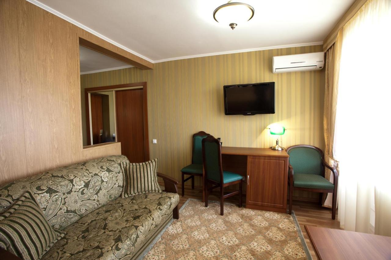 Hotel Novorosszijszk Kültér fotó